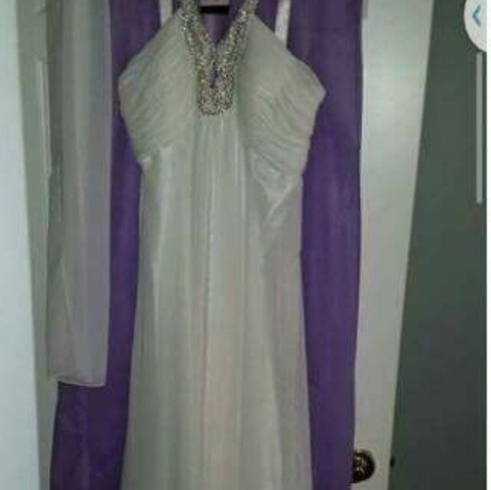 WEDDING/PROM DRESS 13/14-NEW